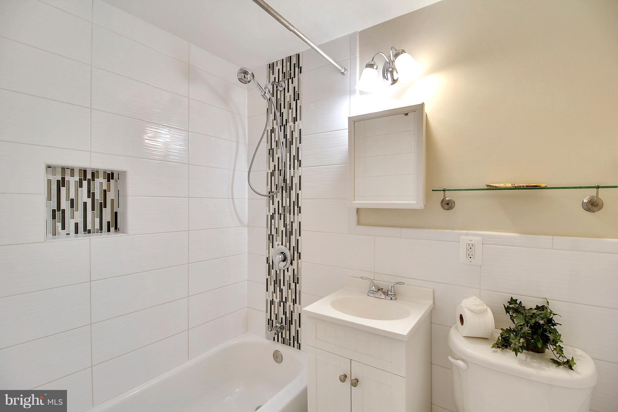 12014 Dewey Road Silver Spring, MD 20906 - Photo 19 of 30 En Suite MBR BA