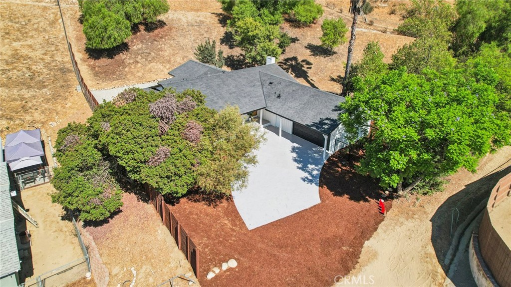 11060 Vanda Way Sun Valley, CA 91352 - Photo 32 of 43 an aerial view of a house with a yard and garden