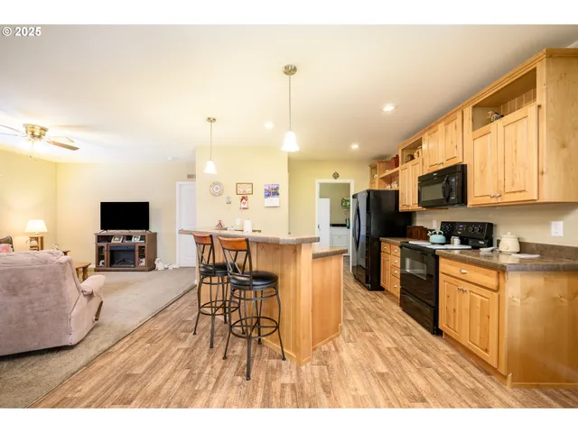 $170,000 | 4155 Northeast Three Mile Lane, Unit 85, McMinnville, OR 97128