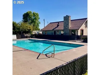 $170,000 | 4155 Northeast Three Mile Lane, Unit 85, McMinnville, OR 97128