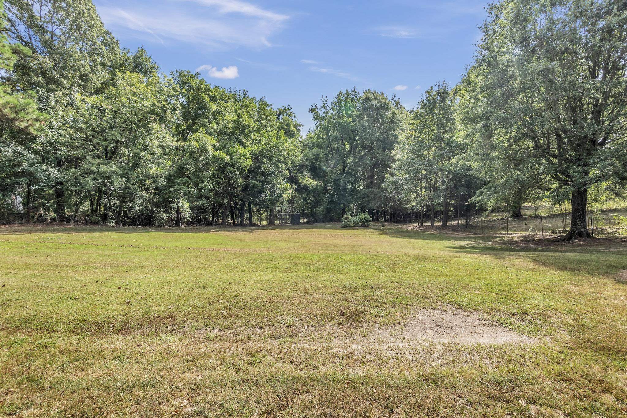 2234 Highway 301 Hernando, MS 38632 - Photo 25 of 27 a view of beach and swimming pool