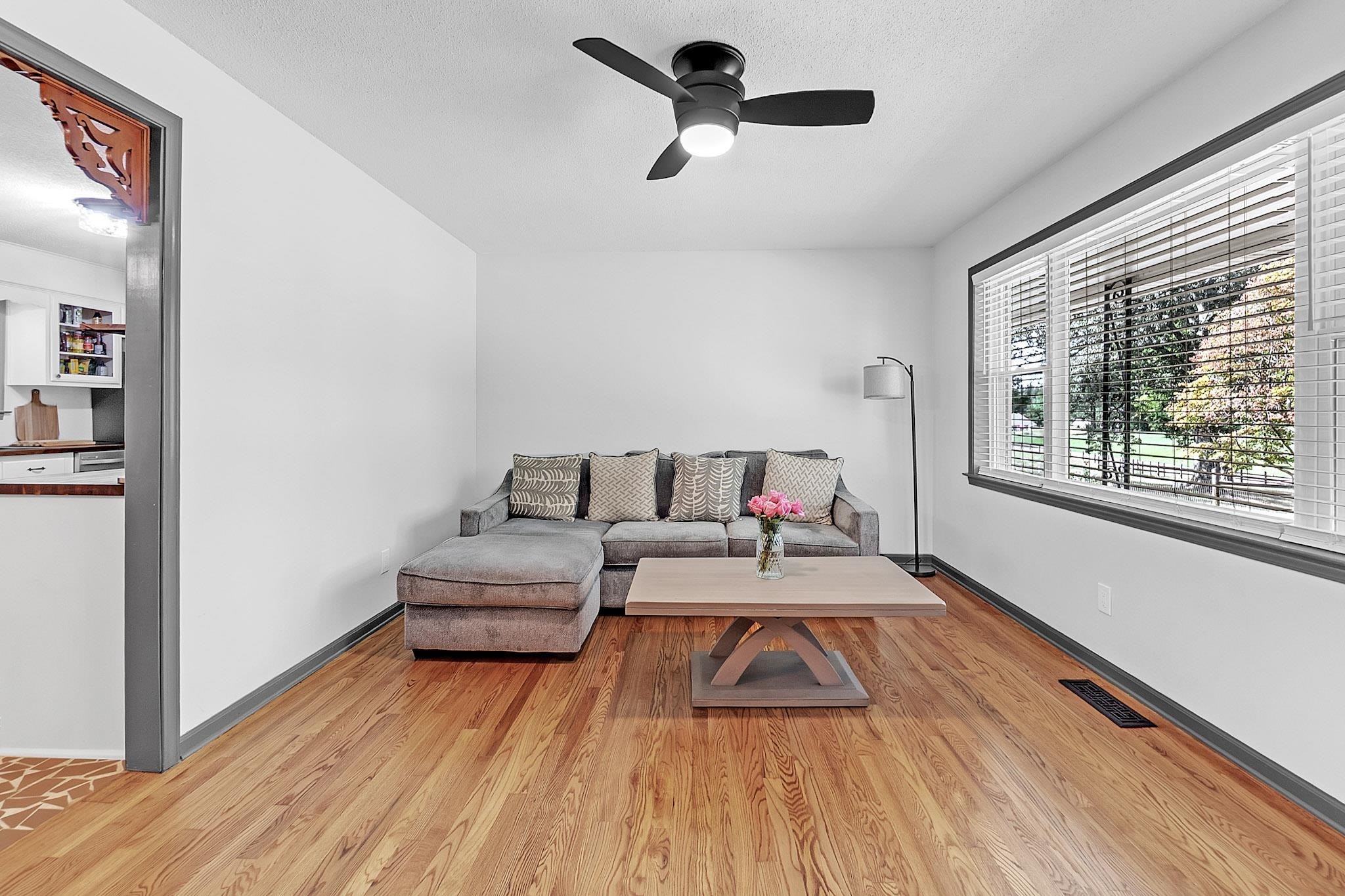 2234 Highway 301 Hernando, MS 38632 - Photo 6 of 27 a bedroom with a bed and wooden floor
