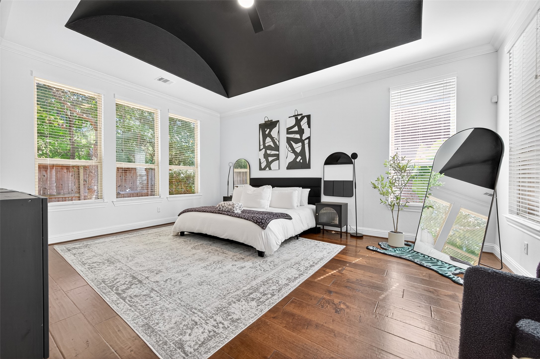 46 Sundown Ridge Place Tomball, TX 77375 - Photo 19 of 46 a bedroom with a bed and window