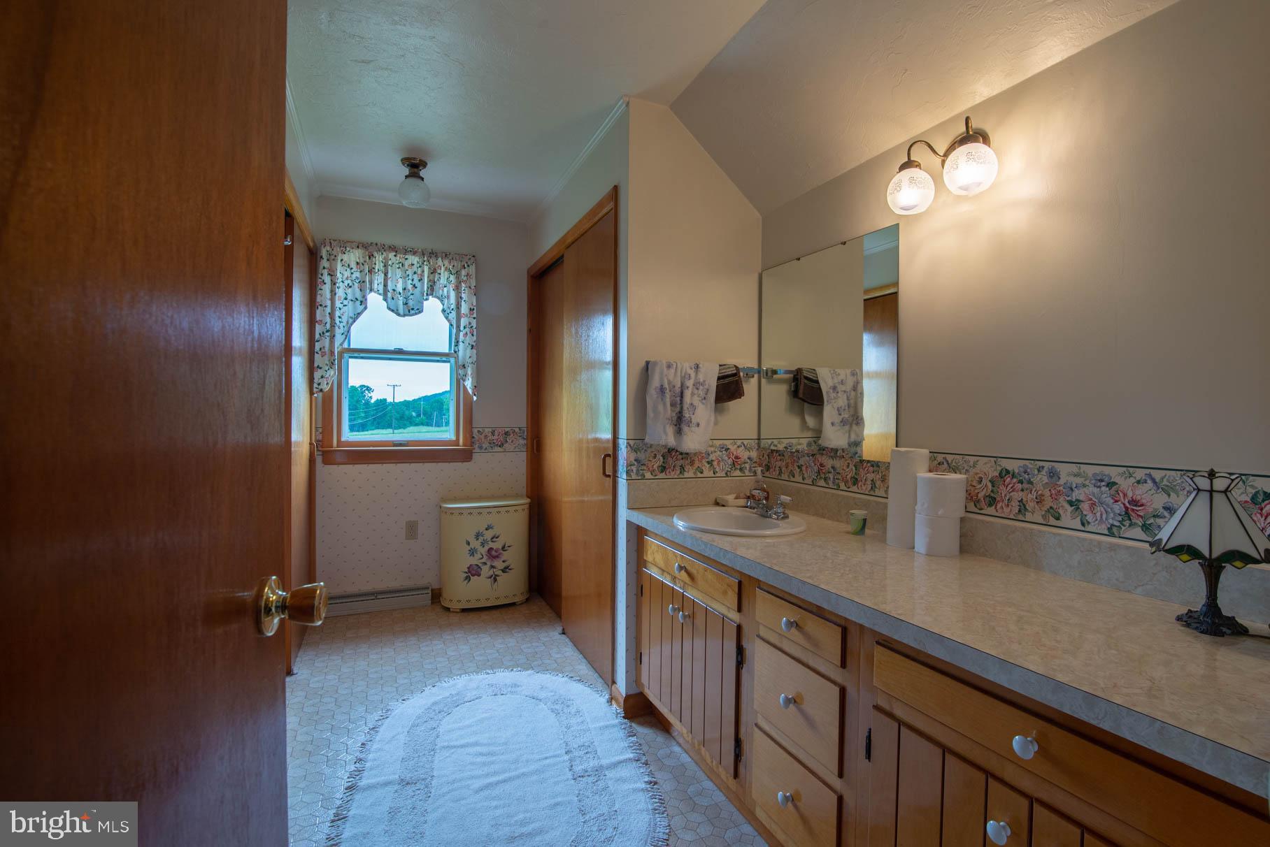 2405 Croll School Road York, PA 17403 - Photo 22 of 32 Gallery Image 22