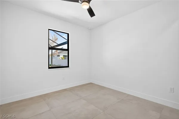 $725,000 | 13 Northwest 35th Place, Cape Coral, FL 33993