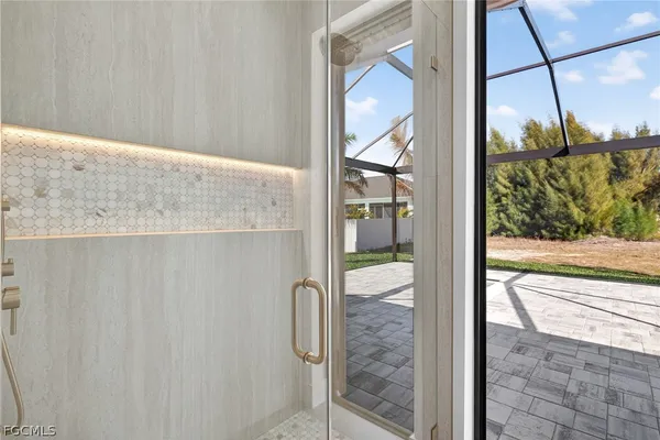 $725,000 | 13 Northwest 35th Place, Cape Coral, FL 33993