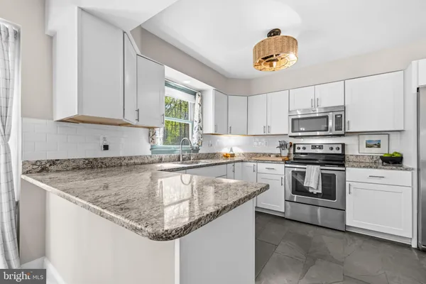 $600,000 | 8618 Creek Court, White Plains, MD 20695