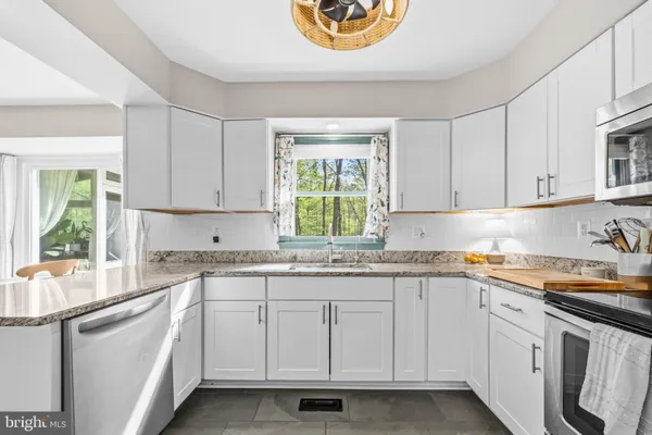 $600,000 | 8618 Creek Court, White Plains, MD 20695