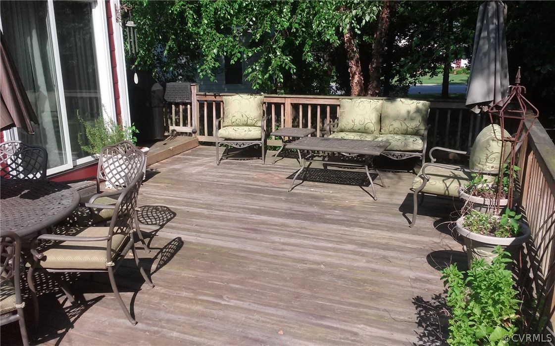 9503 Country Way Road Glen Allen, VA 23060 - Photo 23 of 27 Gallery Image 23