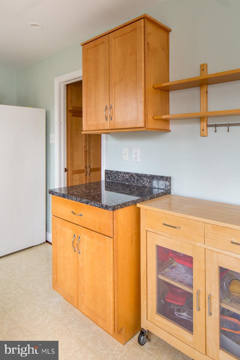 1522 Brookhaven Road Wynnewood, PA 19096 - Photo 10 of 26 Kitchen