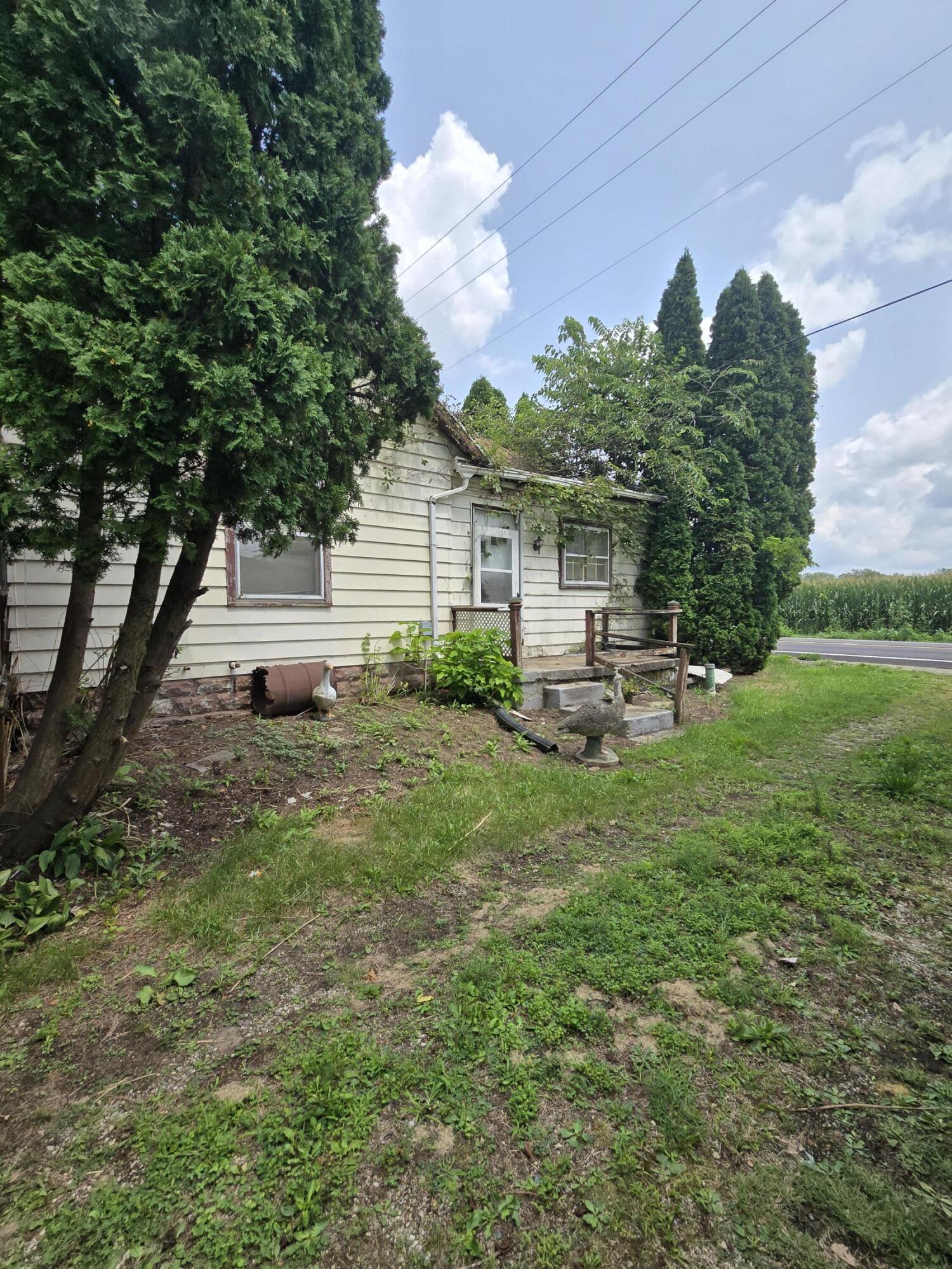 2865 Mechanicsburg Road Springfield, OH 45503 - Photo 1 of 20 20260809_140459(0)