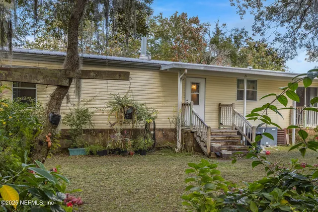 $349,900 | 101 Palmland Avenue, Satsuma, FL 32189