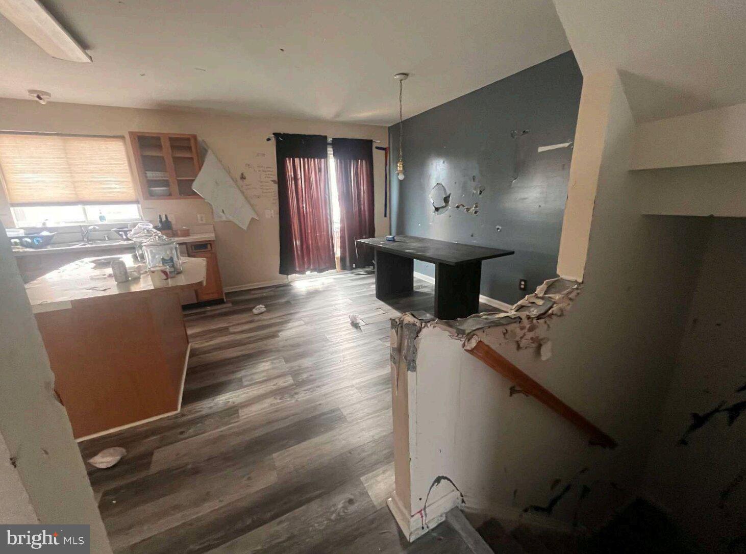 54 Lisa Drive Newark, DE 19702 - Photo 6 of 8 a view of kitchen with cabinets