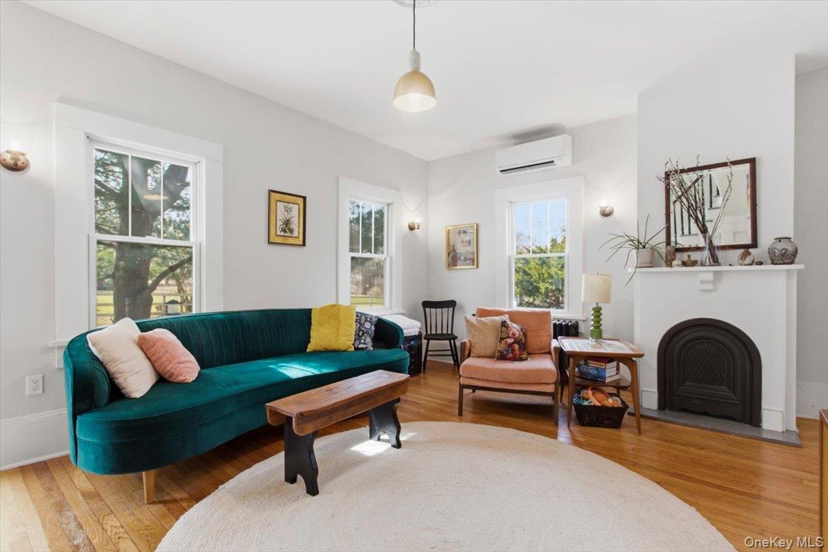 62 Marlorville Road Wappingers Falls, NY 12590 - Photo 5 of 37