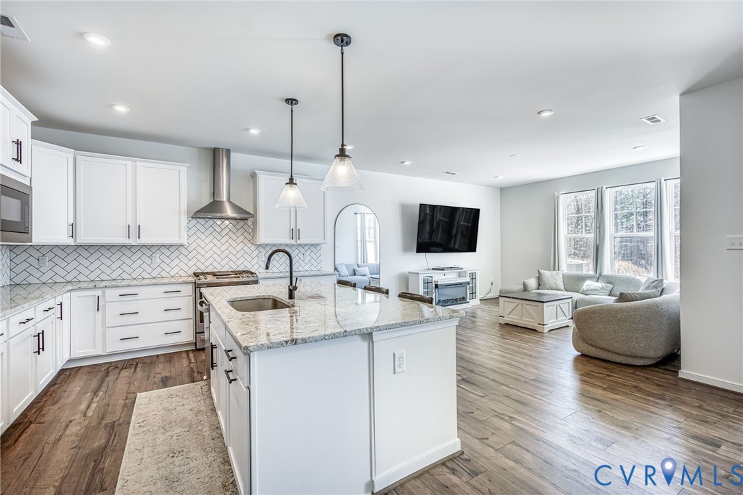 18521 Palisades Ridge Moseley, VA 23120 - Photo 6 of 32 Kitchen