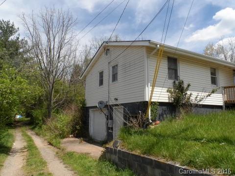 697 Holtzclaw Road Canton, NC 28716 - Photo 3 of 10