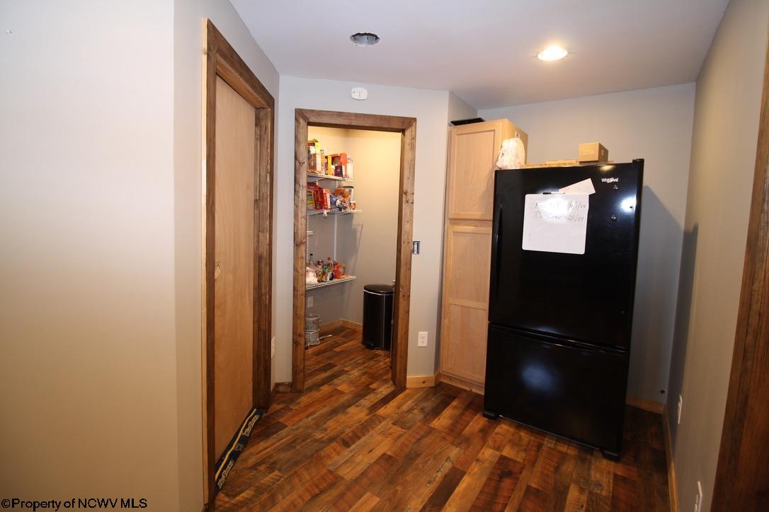 625 Q Reedsville, WV 26547 - Photo 19 of 33 Gallery Image 19