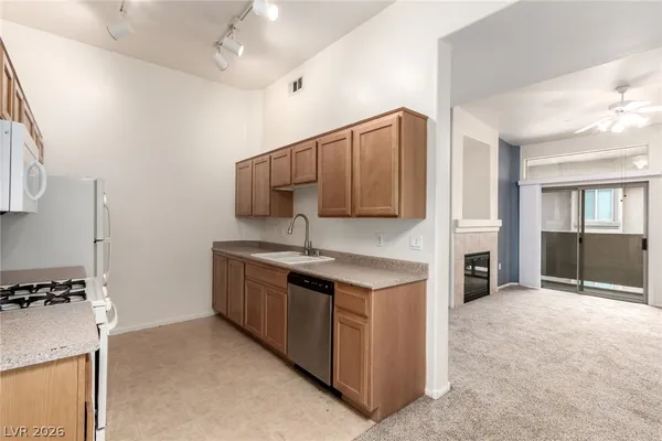 $285,000 | 8805 Jeffreys Street, Unit 2006, Las Vegas, NV 89123