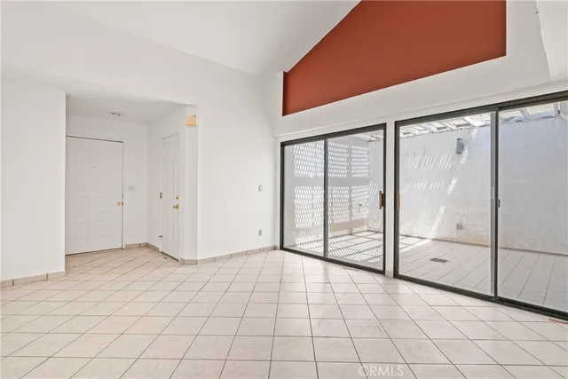 $303,600 | 43334 32nd Street West, Unit 17, Lancaster, CA 93536