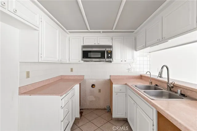 $303,600 | 43334 32nd Street West, Unit 17, Lancaster, CA 93536