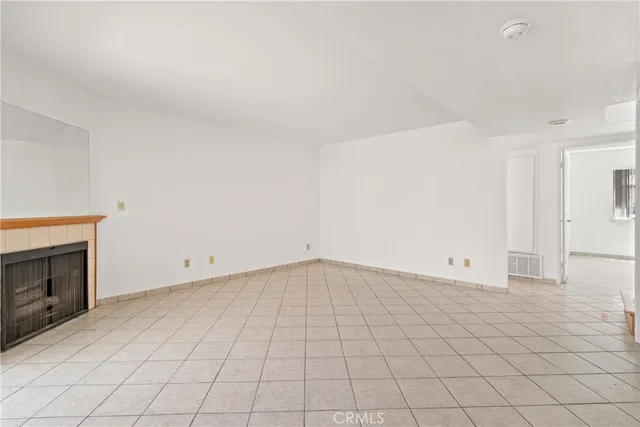 $303,600 | 43334 32nd Street West, Unit 17, Lancaster, CA 93536