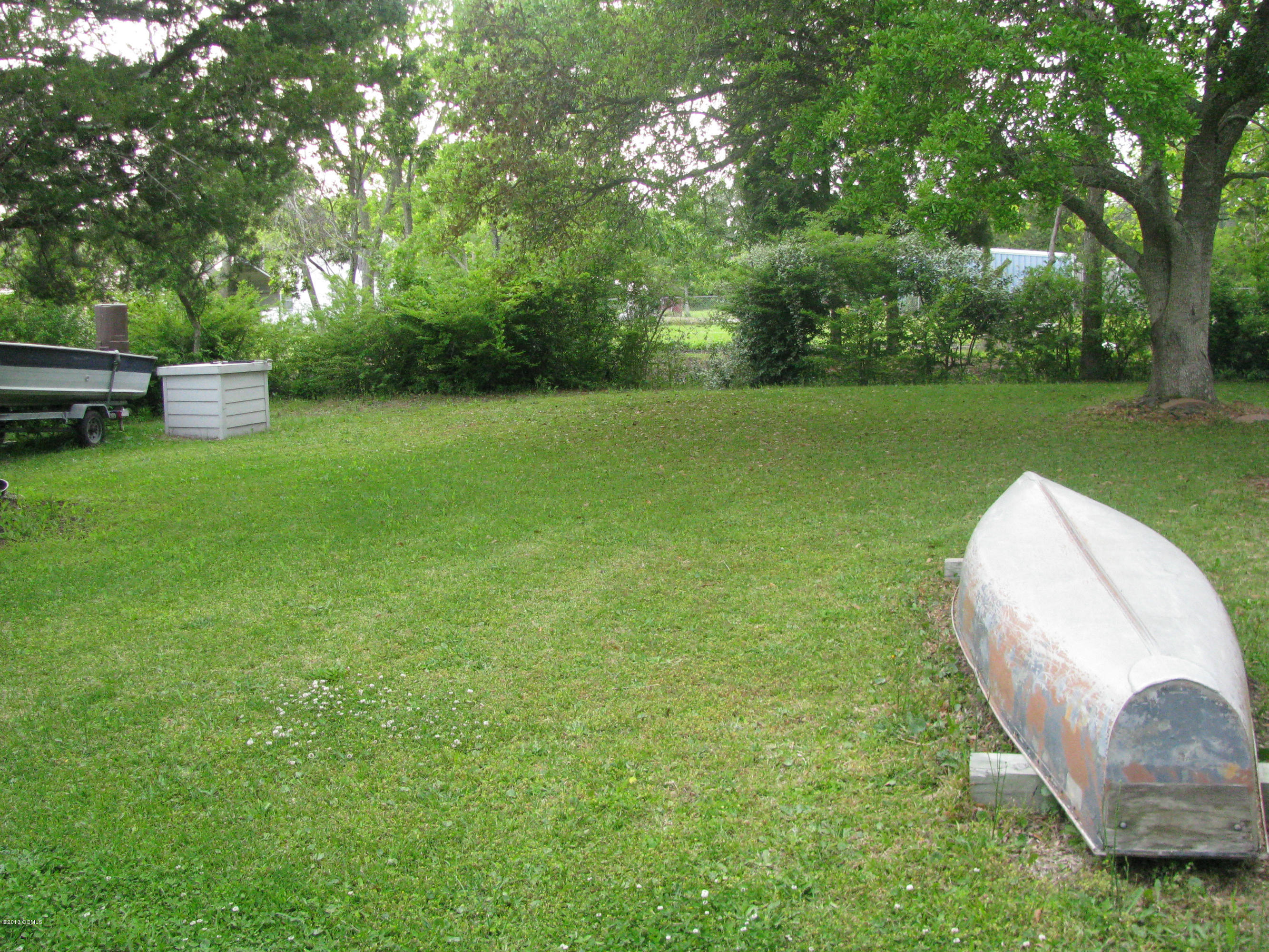170 Copeland Road Beaufort, NC 28516 - Photo 3 of 21 BACK YARD VIEW