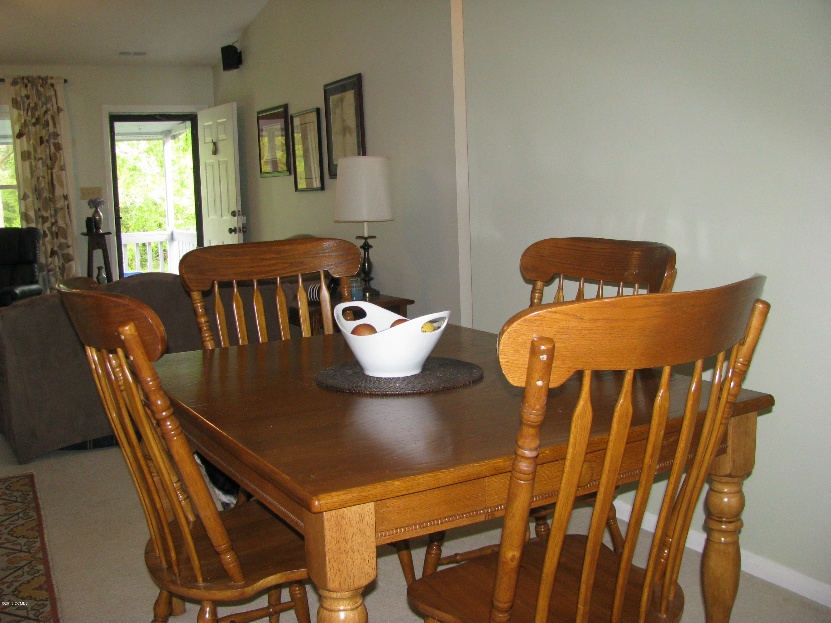 170 Copeland Road Beaufort, NC 28516 - Photo 8 of 21 DINING AREA VIEW