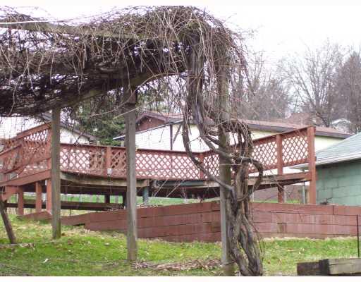 86 Oak Street Rillton, PA 15678 - Photo 4 of 8 Patio/Deck.