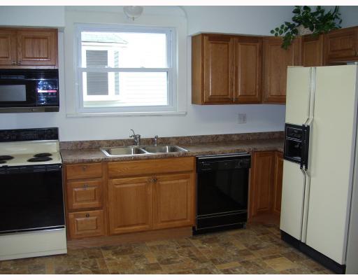 86 Oak Street Rillton, PA 15678 - Photo 5 of 8 Kitchen.