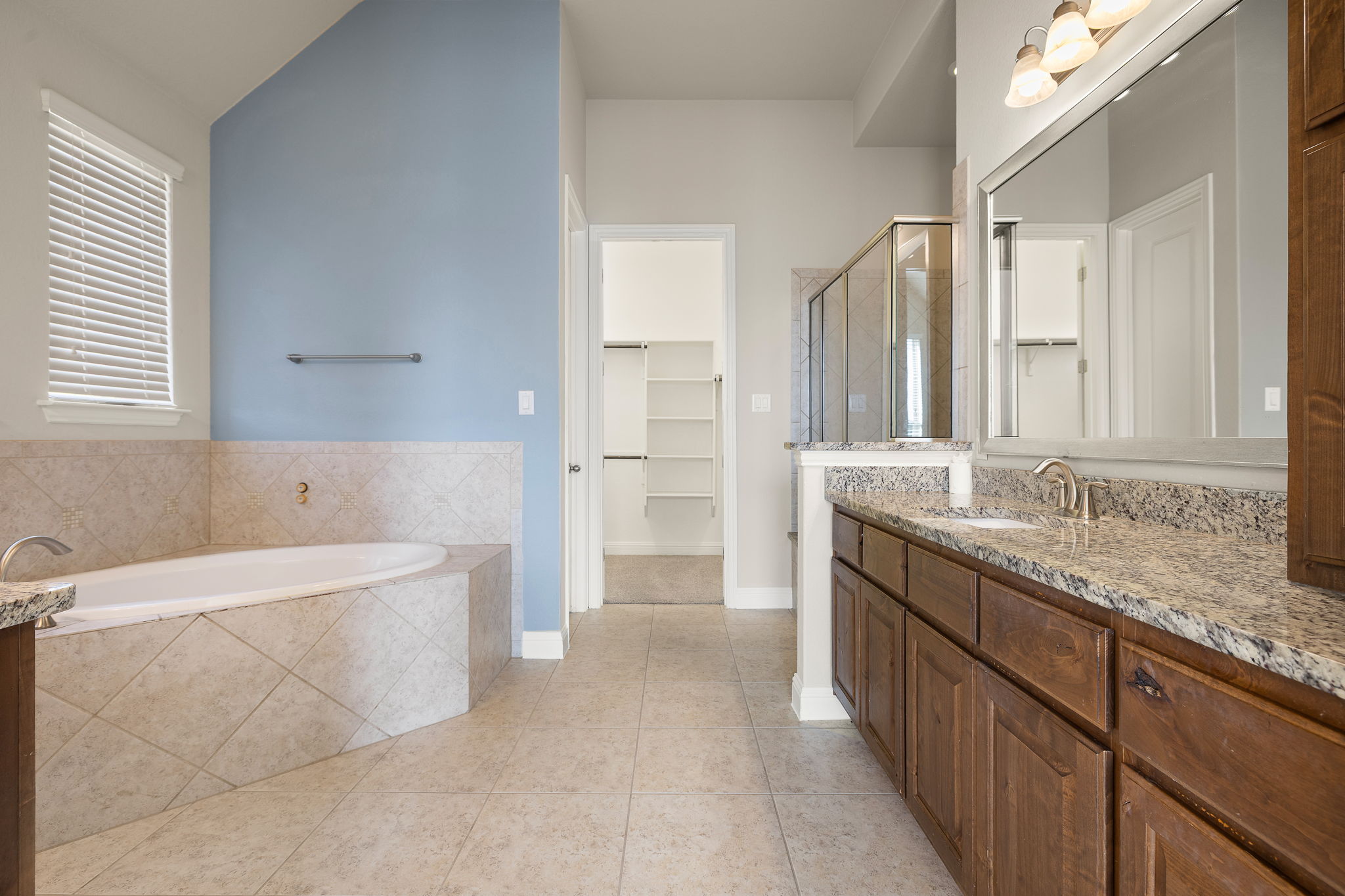 228 Lake Rim Circle Georgetown, TX 78633 - Photo 22 of 40 Gallery Image 22