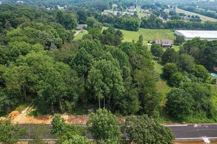 11 The Meadows, Unit 11 Riceville, TN 37370 - Photo 23 of 63 20230726134508108601000000-o