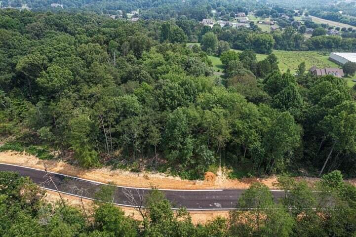 11 The Meadows, Unit 11 Riceville, TN 37370 - Photo 26 of 63 20230726134509437898000000-o