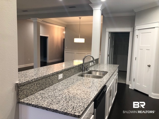 224 Divot Loop Fairhope, AL 36532 - Photo 9 of 36 Kitchen