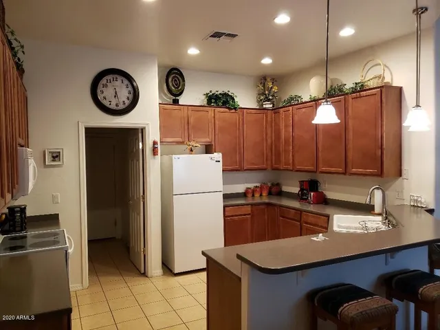 $1,995 | 10138 East Legend Trail, Gold Canyon, AZ 85118