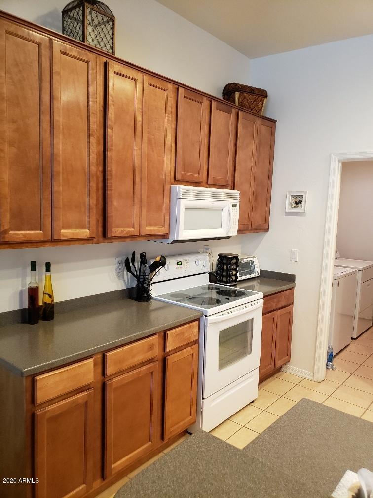 10138 East Legend Trail Gold Canyon, AZ 85118 - Photo 7 of 21 Kitchen Cooking Area