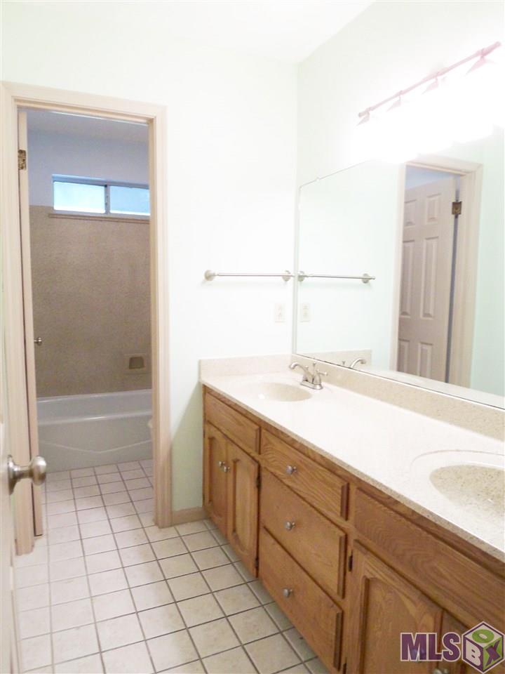 1917 Gamwich Road Baton Rouge, LA 70810 - Photo 5 of 14