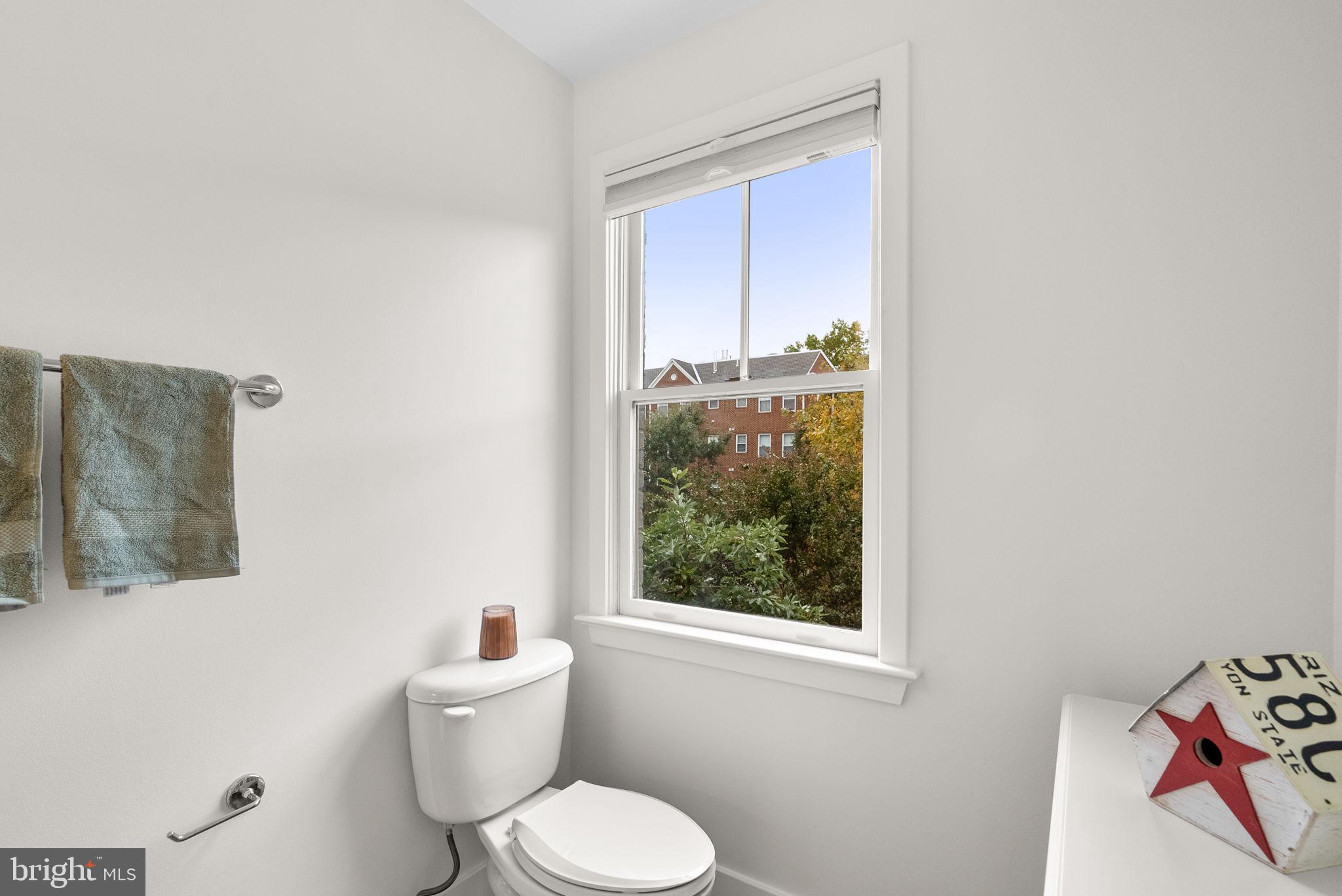 1415 11th Street Northwest, Unit B Washington, DC 20001 - Photo 15 of 27