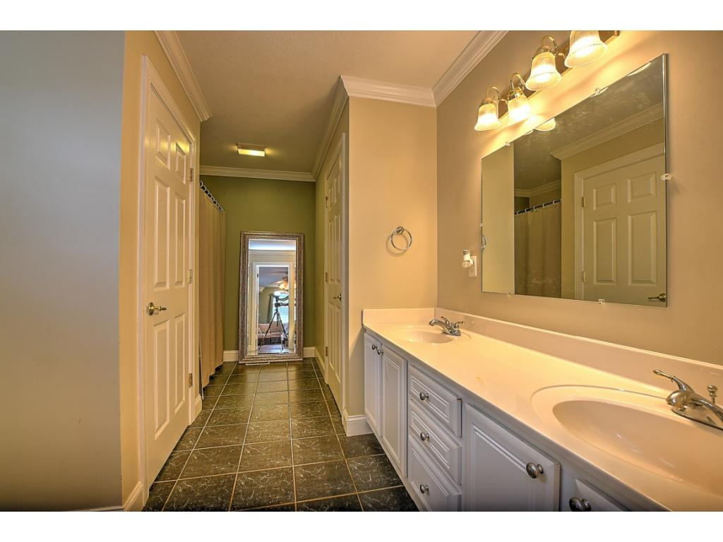 40 West Allens Bridge Road Greeneville, TN 37743 - Photo 18 of 34 Photo 18