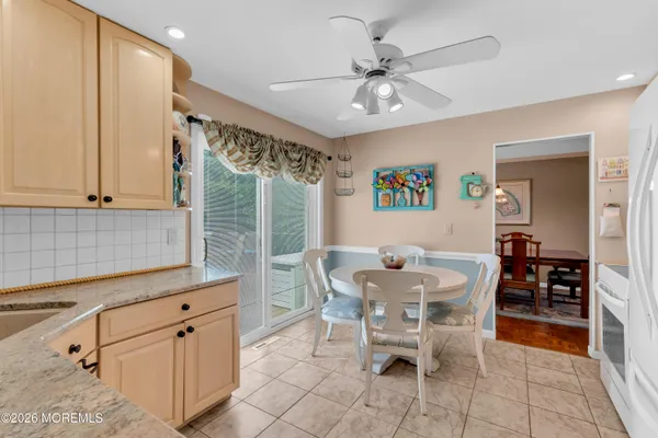 $725,000 | 17 Devon Drive, Manalapan, NJ 07726