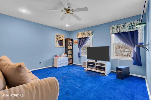 $725,000 | 17 Devon Drive, Manalapan, NJ 07726