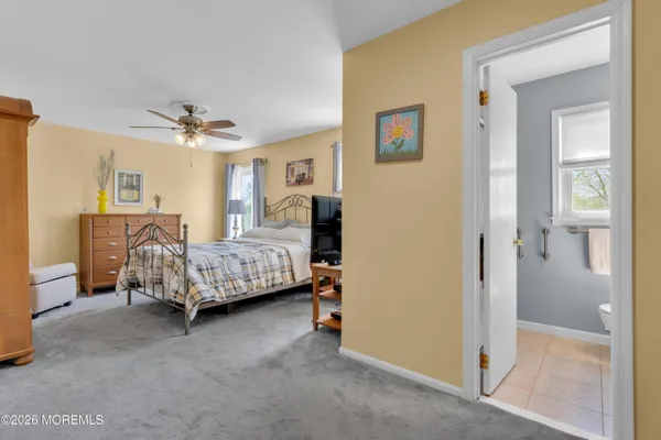 $725,000 | 17 Devon Drive, Manalapan, NJ 07726