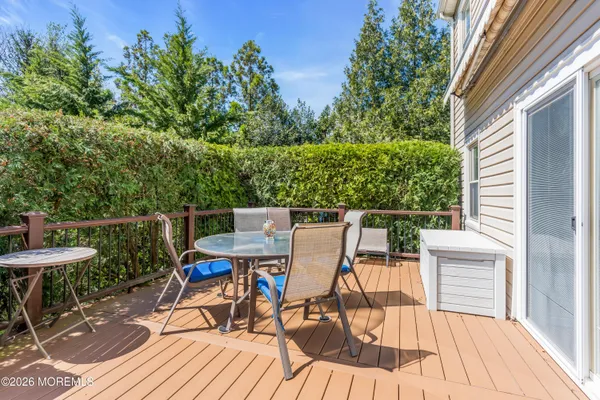 $725,000 | 17 Devon Drive, Manalapan, NJ 07726