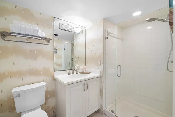 $84,900 | 22 Westgate Lane, Unit E, Boynton Beach, FL 33436