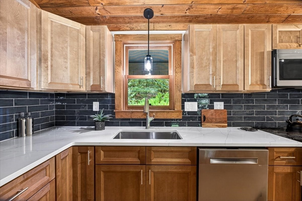 67 Chmura Road Hadley, MA 01035 - Photo 27 of 42