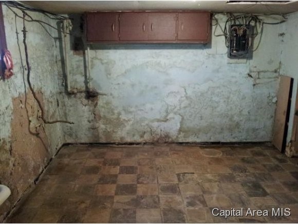 2267 Yale Boulevard Springfield, IL 62703 - Photo 7 of 16