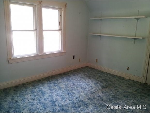 2267 Yale Boulevard Springfield, IL 62703 - Photo 8 of 16