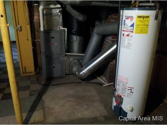 2267 Yale Boulevard Springfield, IL 62703 - Photo 10 of 16