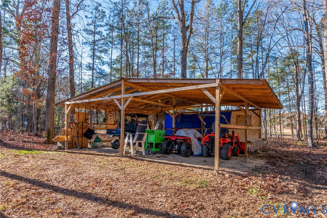 15330 Wilkinson Road Dinwiddie, VA 23841 - Photo 34 of 43