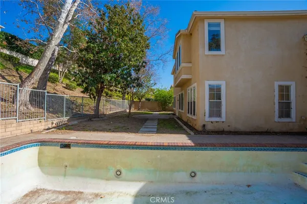 $1,599,000 | 2409 Santiago, La Verne, CA 91750
