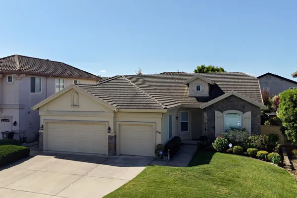 $809,000 | 510 Wimbledon Avenue, Salinas, CA 93906